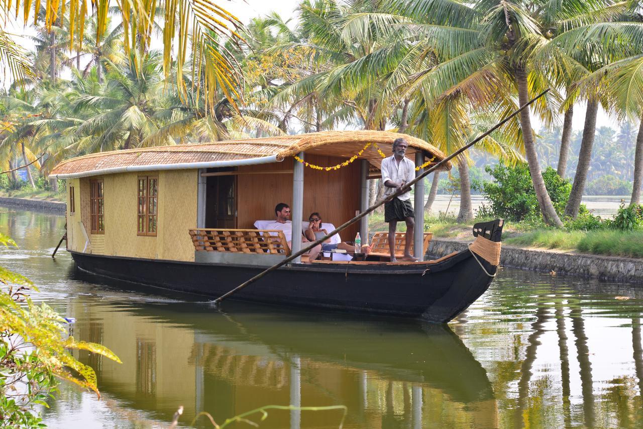 Breeze Backwater Homes Коччи Экстерьер фото